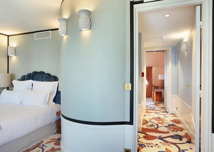 Hotel apartamentowy Makom Ferdinand Duval