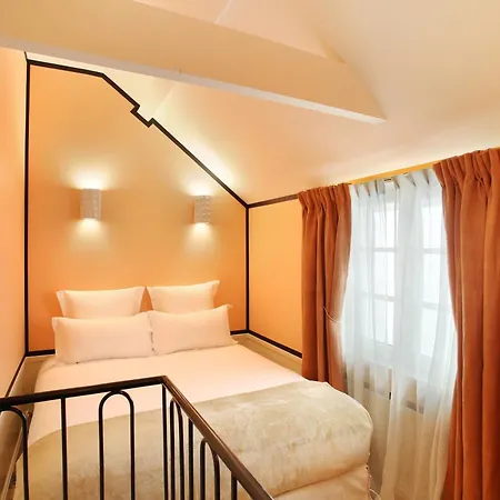 Makom Ferdinand Duval Apartahotel París