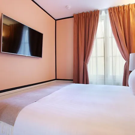 Makom Ferdinand Duval Apartahotel