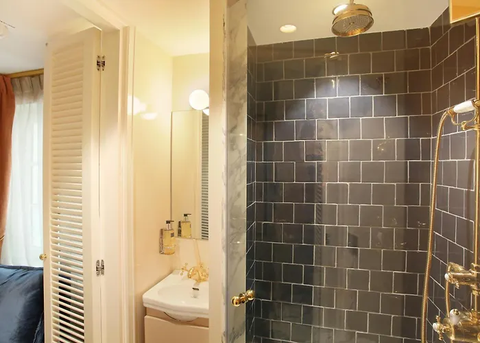 Makom Ferdinand Duval Aparthotel 4*