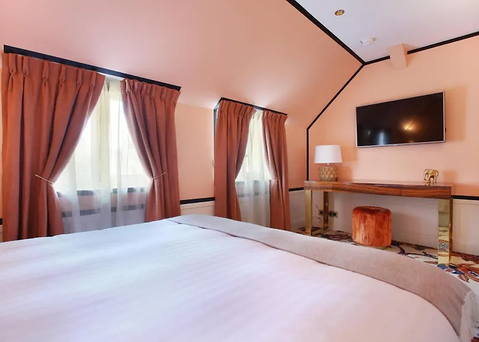 Makom Ferdinand Duval 파리