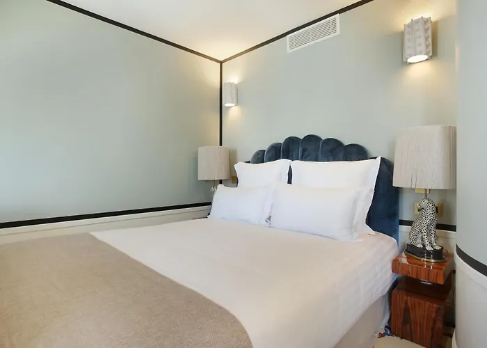 Makom Ferdinand Duval 4* Paris