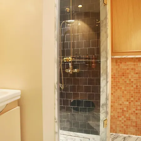 Makom Ferdinand Duval